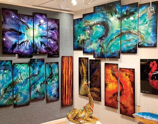 Fine artist Chris Derubeis  featured at Enchantress Gallery in The Shops at Wailea